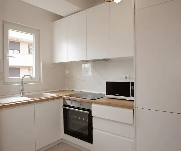 Erik's Place شكودر